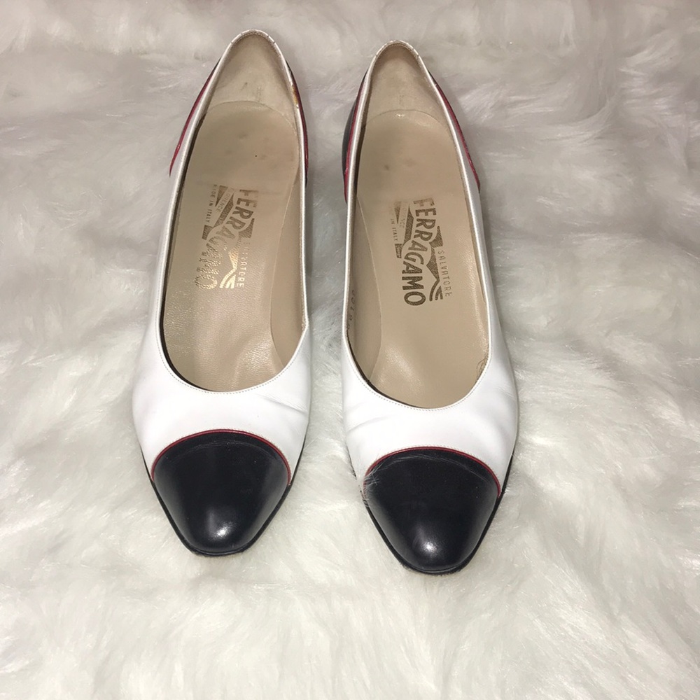 Salvatore Ferragamo Boutique Women’s Leather Shoes